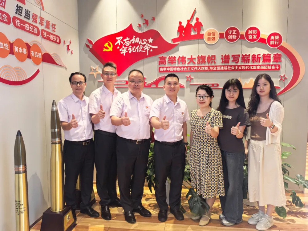 1742980871768230.jpg 1742980846102.jpg