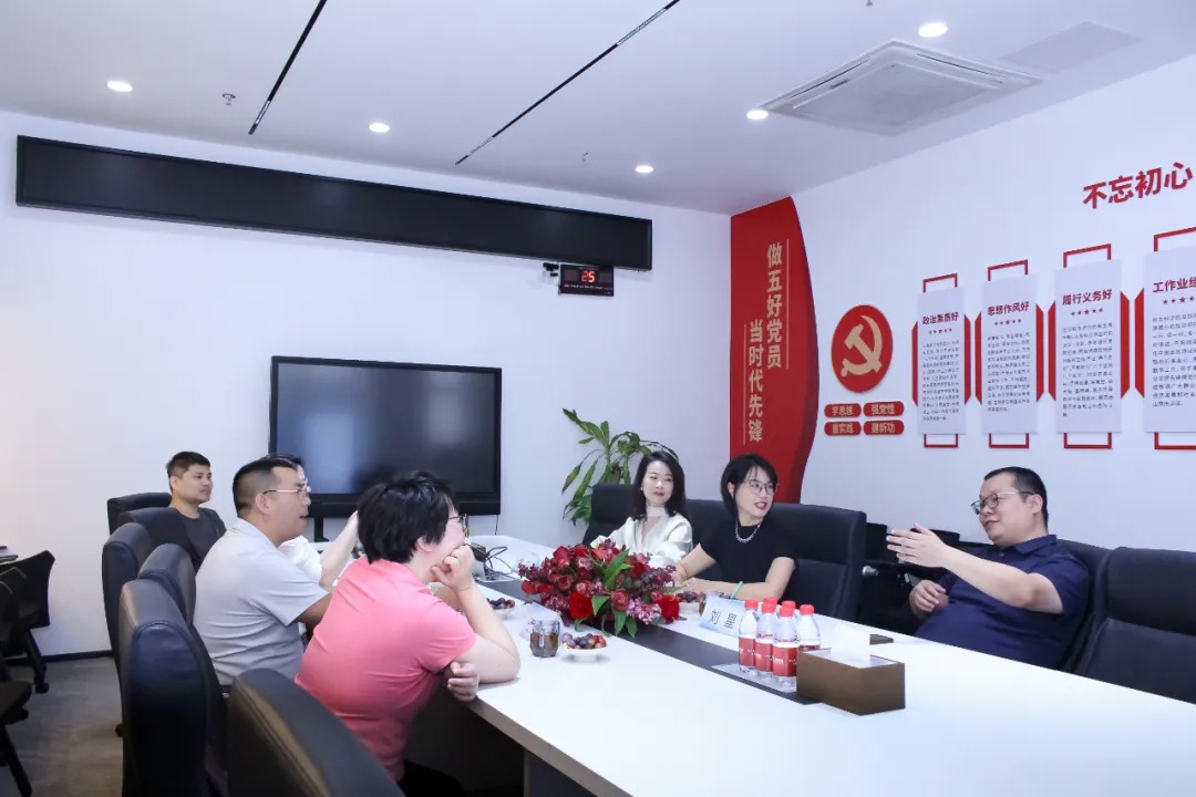 1742981778523367.jpg 1742981769859.jpg