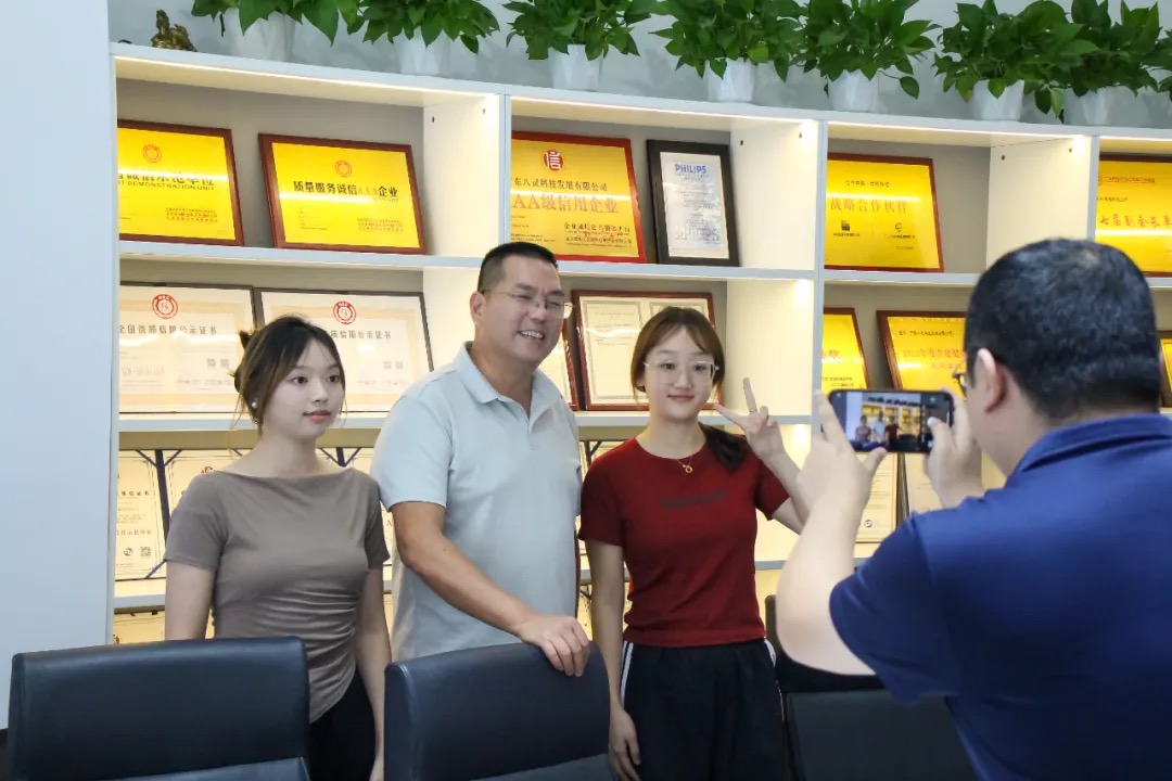 1742981861917756.jpg 1742981853729.jpg